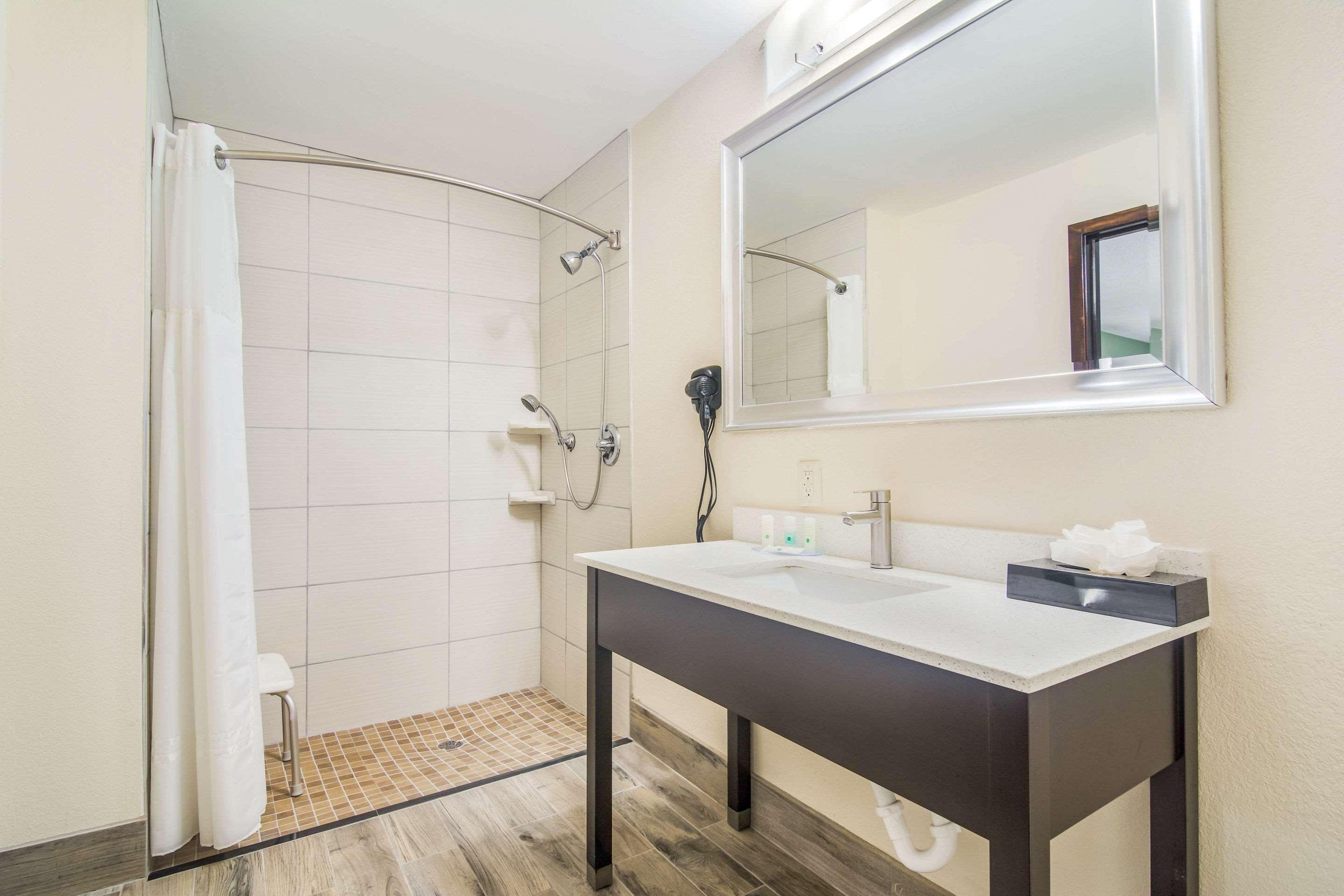 Quality Inn & Suites Lake City Eksteriør bilde