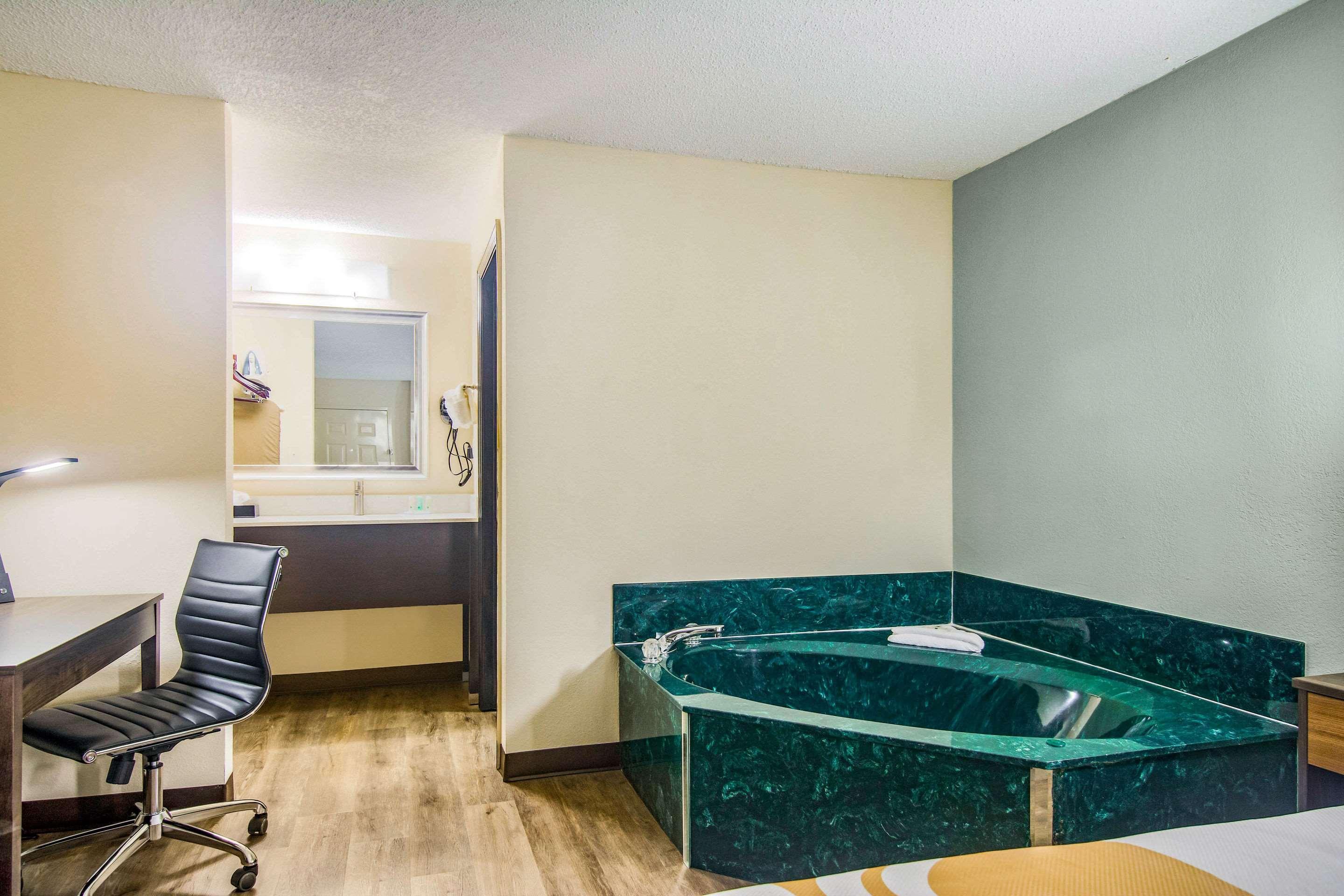 Quality Inn & Suites Lake City Eksteriør bilde